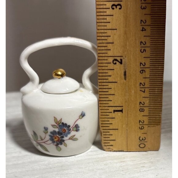 Miniature Doll House Floral Fine Bone China Teapot By Lu Pao Taiwan Gold Accents - Picture 11 of 11